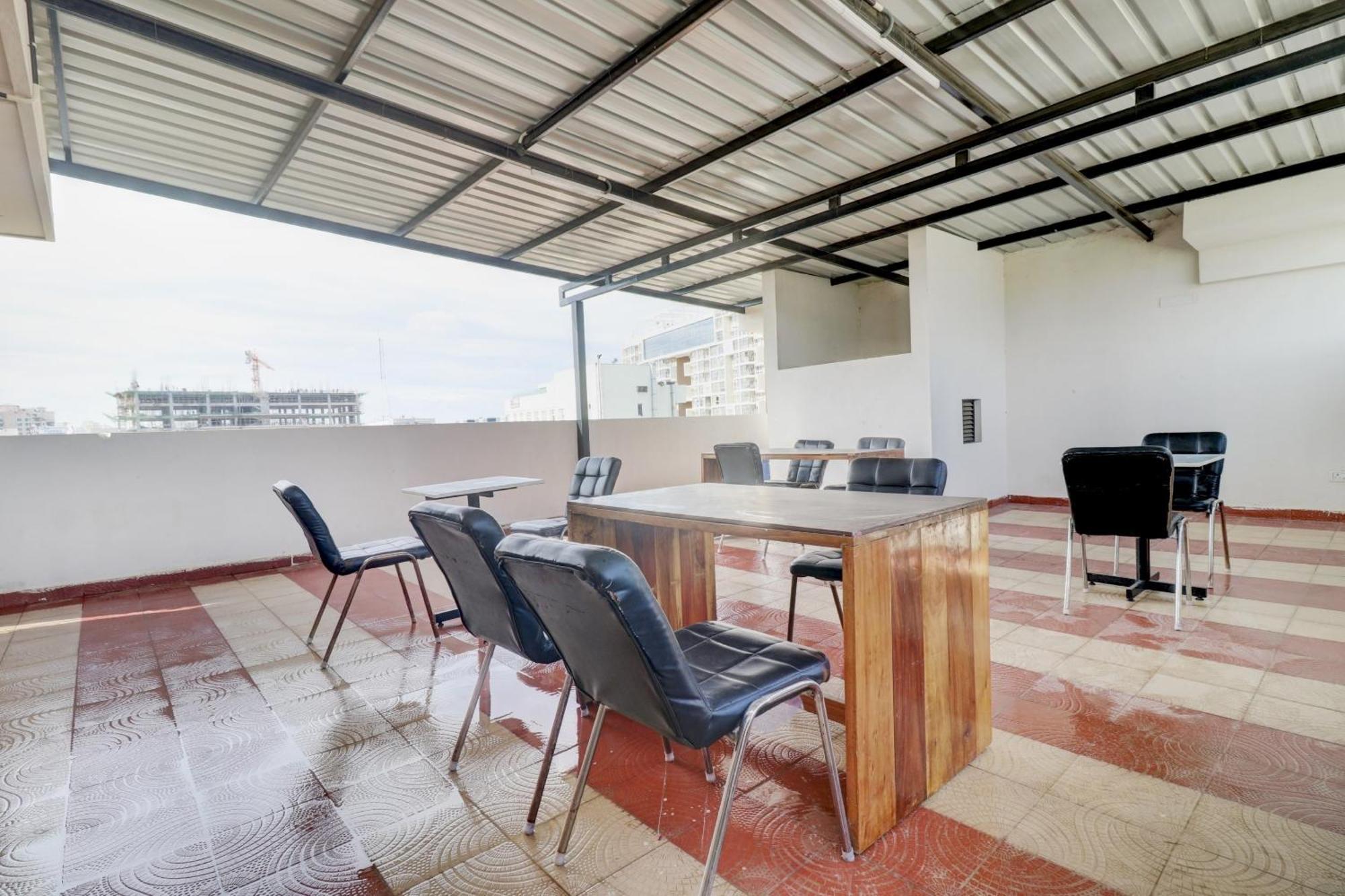 Hotel O Elite Lifestyle Red Rose Near 7D Voyage Bangalore Exteriör bild