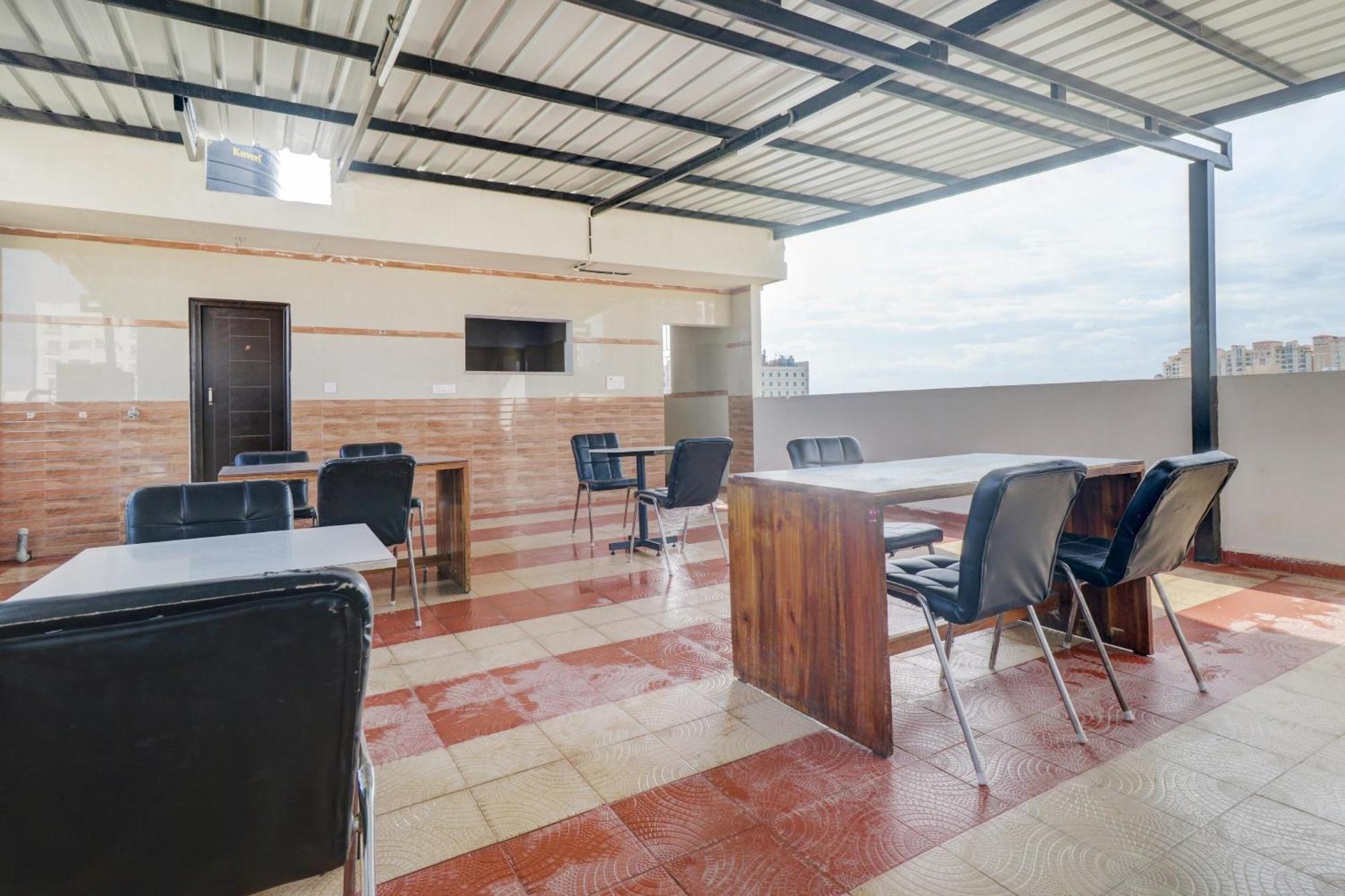 Hotel O Elite Lifestyle Red Rose Near 7D Voyage Bangalore Exteriör bild